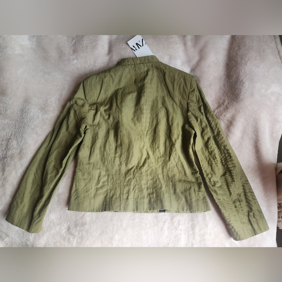 Zara Outfit Set Wrinkled Cropped Jacket + Full Skirt Zara Collection Green BNWT - Picture 11 of 13